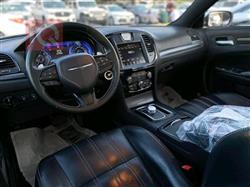 کرایسلەر 300